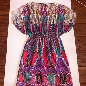 Beige by eci | Patterned, Flowy Shortsleeved Dress